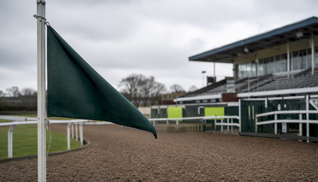 Quiet midweek small UK racecourse