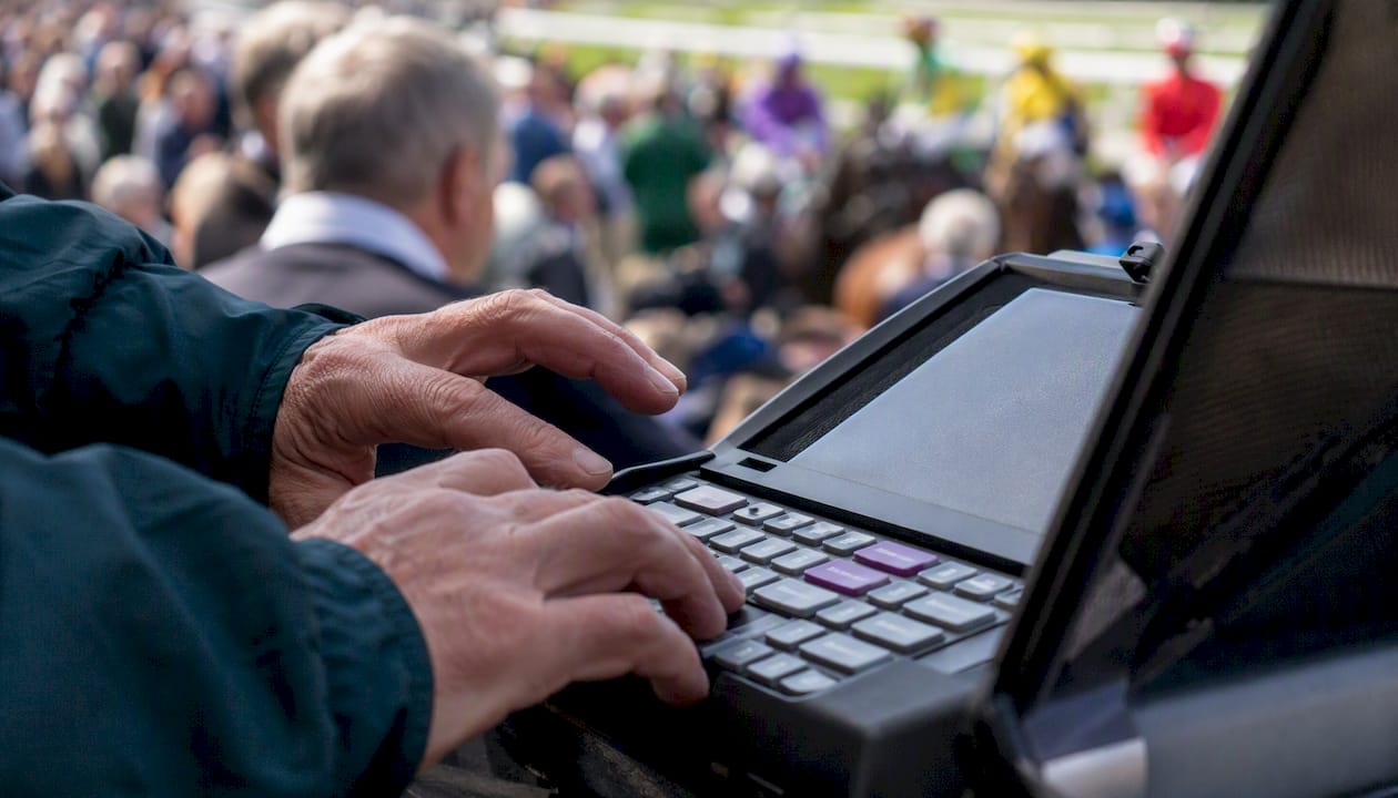Lay dutching strategy: the practical Betfair guide