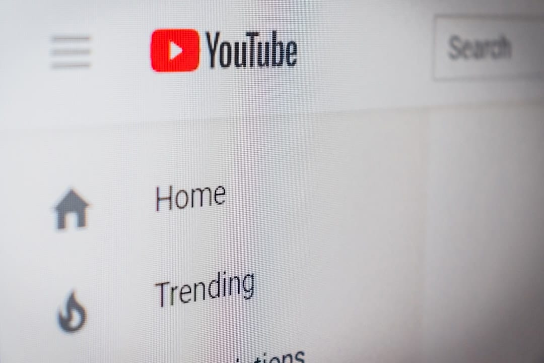 Два языка субтитров на YouTube: как это включить и зачем