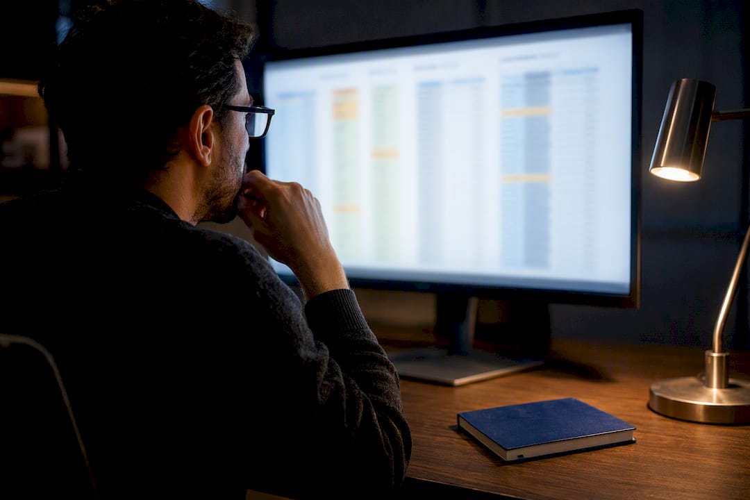 Lexical Thresholds to LLM Profiling: Vocabulary Coverage for Educators