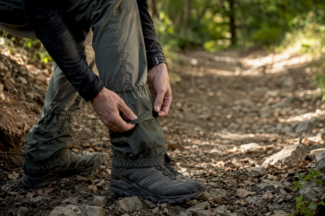 The Right Way to Wear Gaiters With Pants on Any Trail