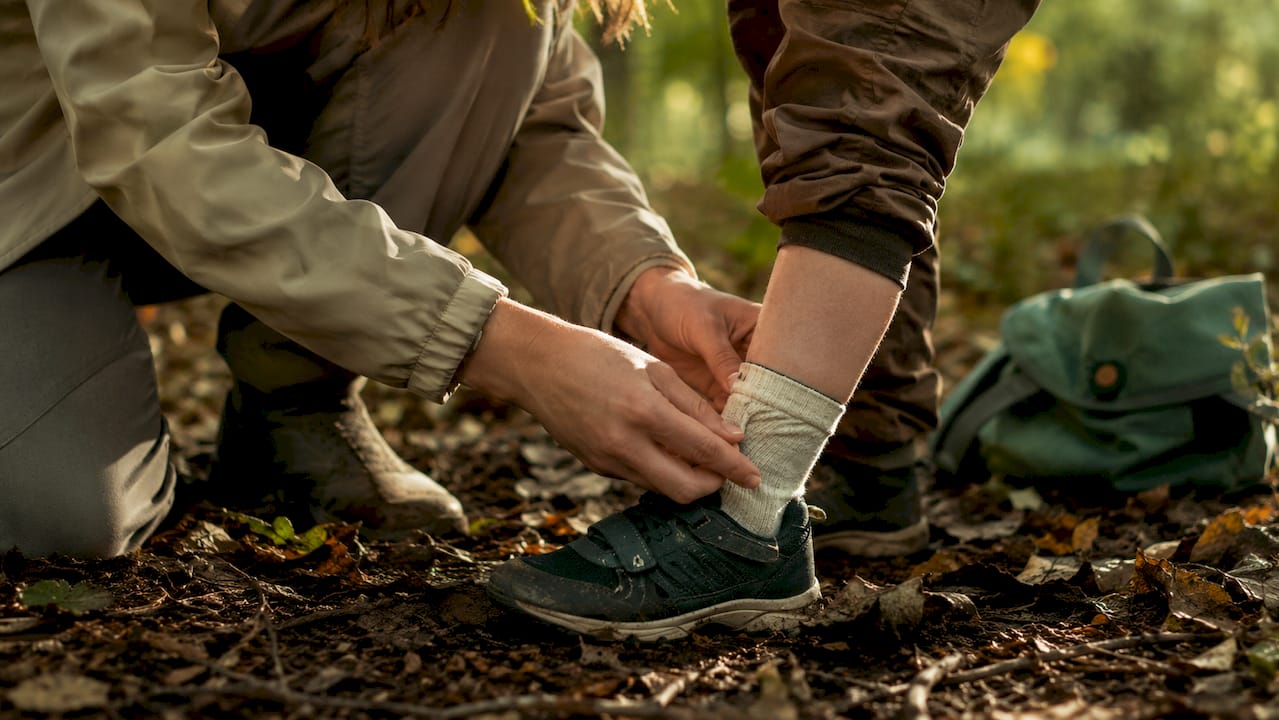 Cut Tick Risk at Forest Schools: Five Minute Routine, Policy, Mesh