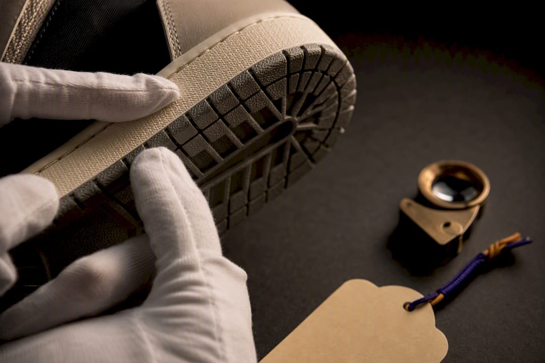 4 Checks Before You Wire: Spot Fake Sneakers for Resellers