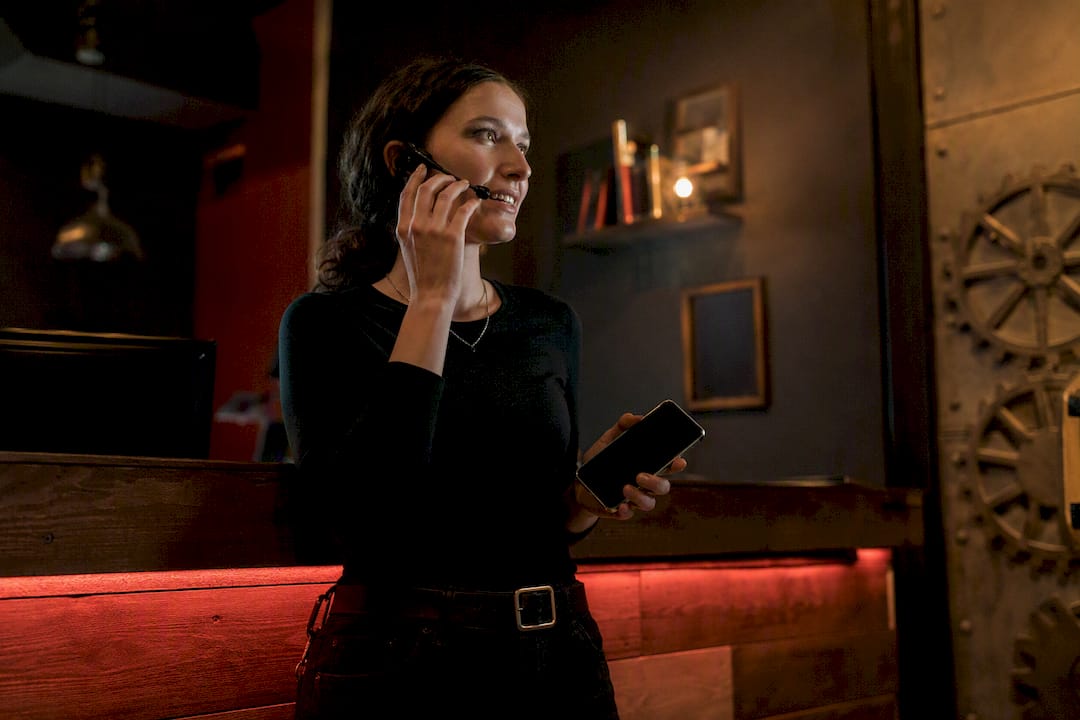 Staff offering last-minute discount by phone