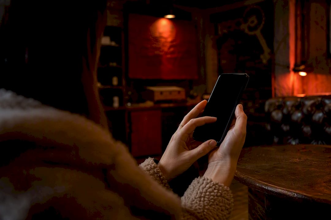Hand scrolling opt-in disclosure on smartphone