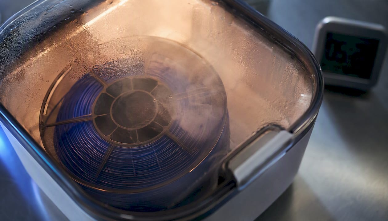 Nylon filament drying in filament dryer