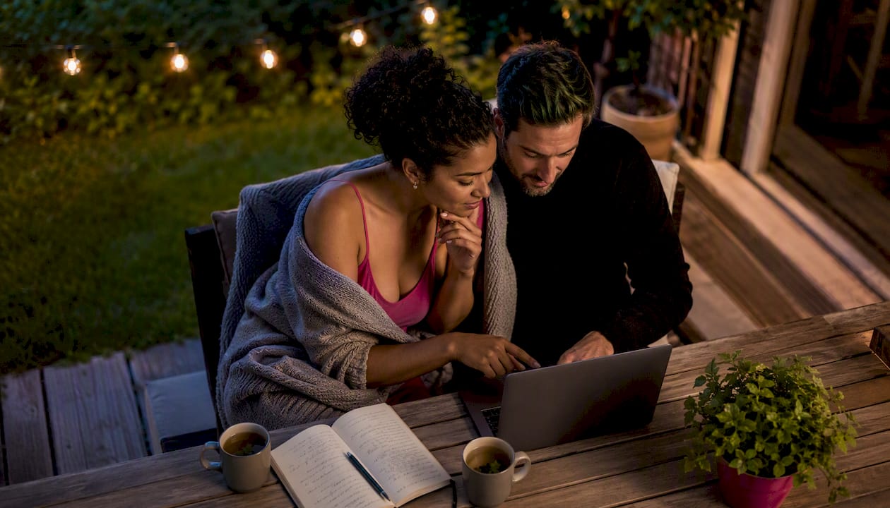Down Alternatives for UK Swingers: Verified, Private Options