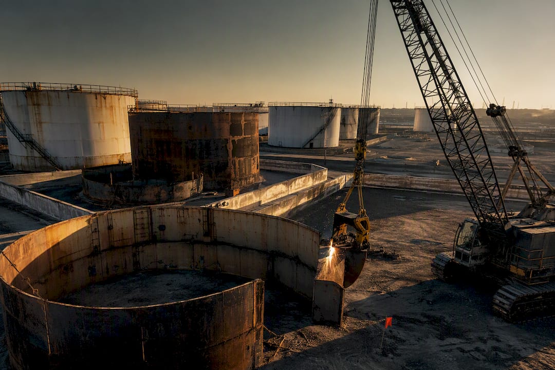 Owners: Tank Farm Dismantling Checklist to Cut Liability and Delays