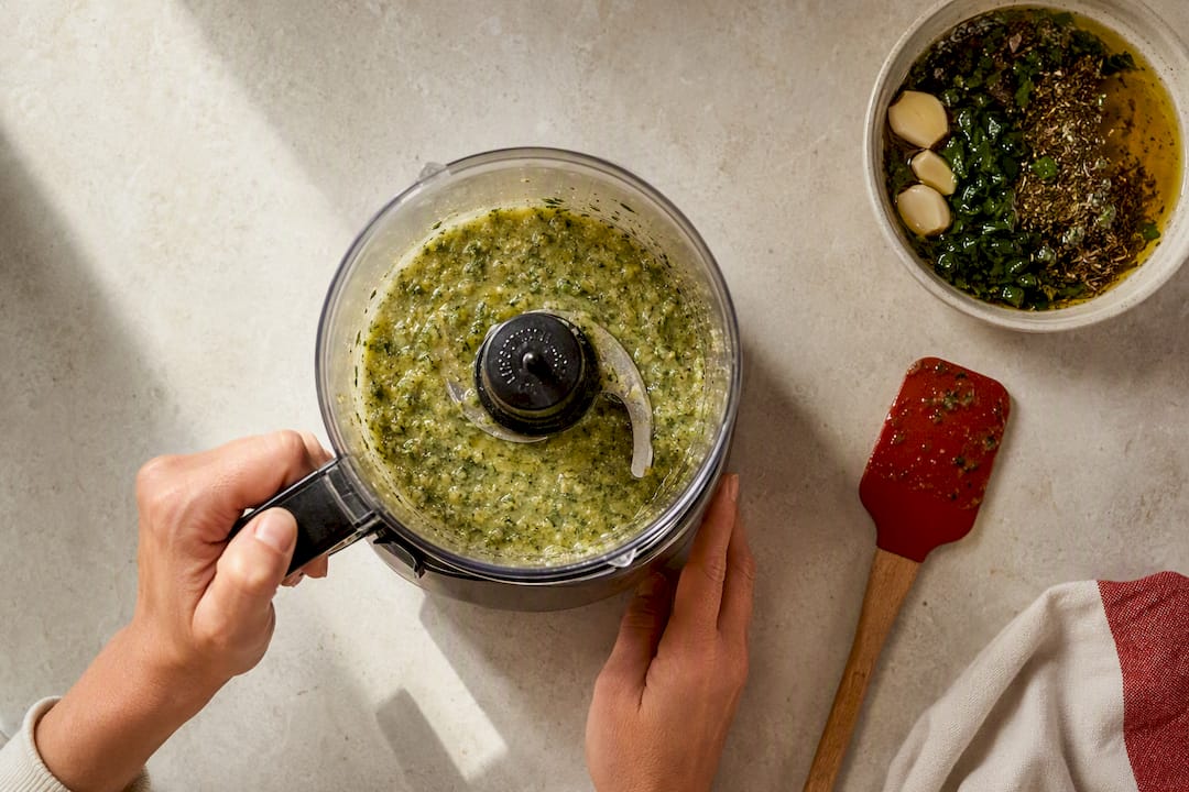 Garlic and herbs blended for chicken marinade