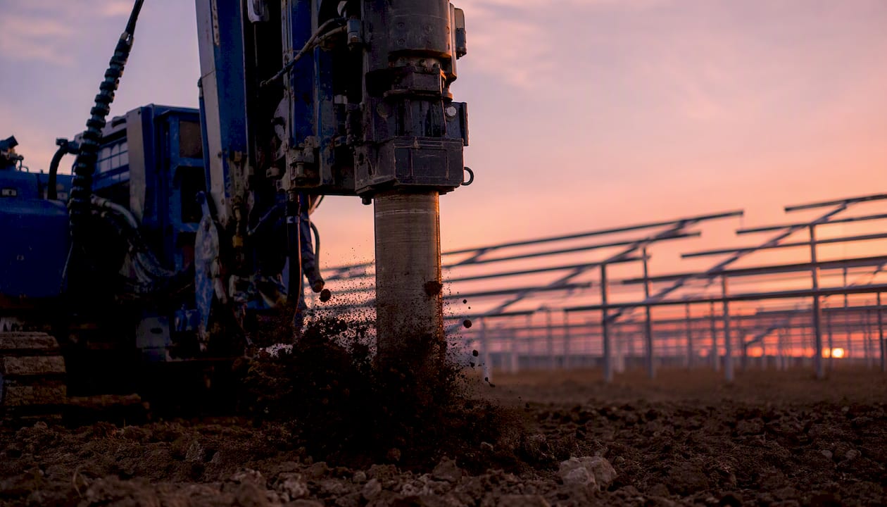 Robotic rig driving solar piles