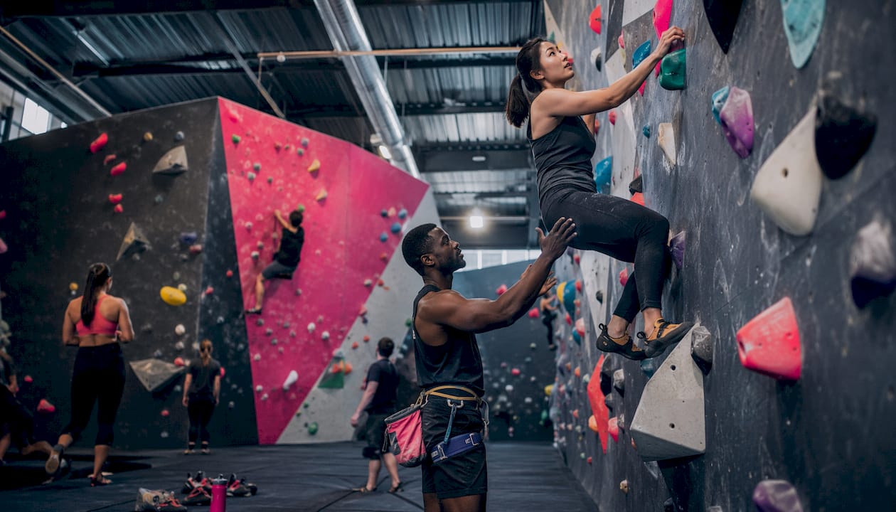 Group climbing in indoor climbing gym