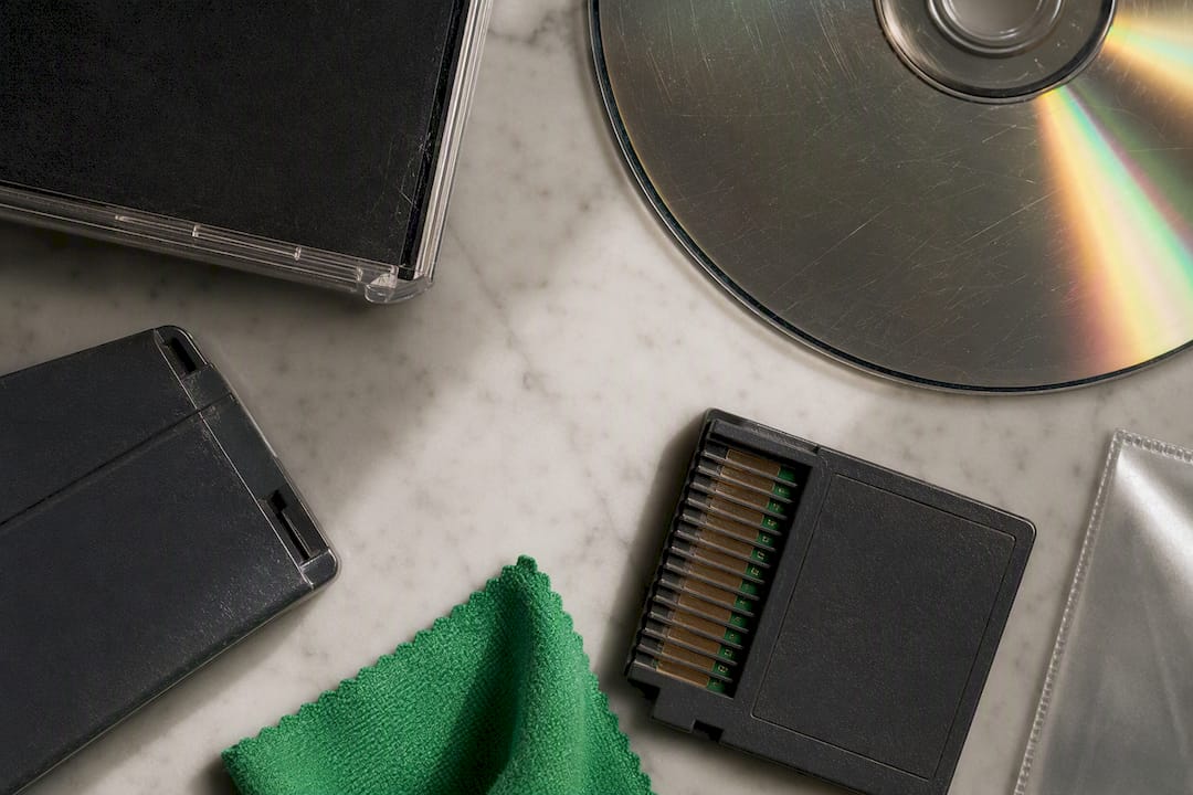 Close inspection of used game media condition