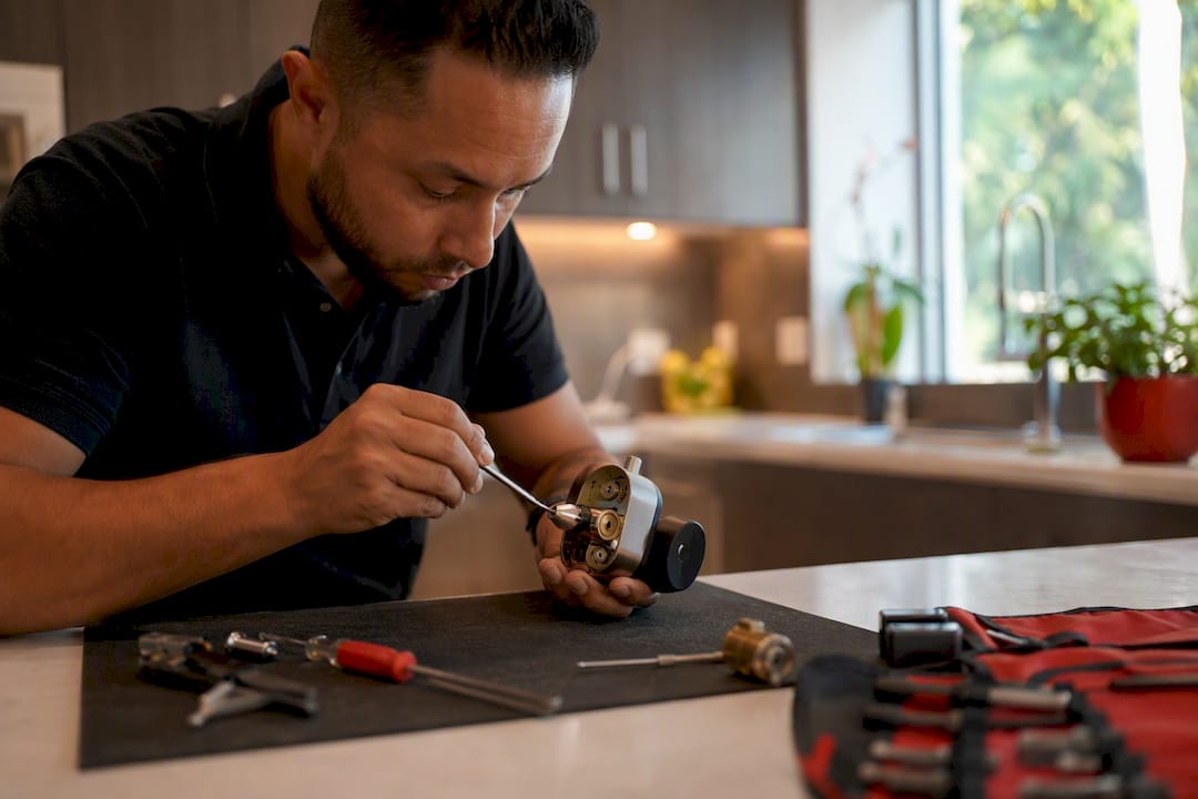 Hands rekeying smart lock cylinder