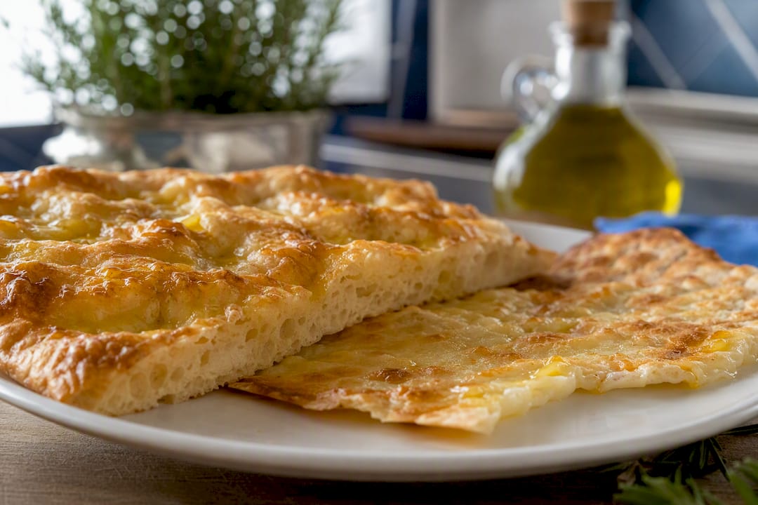 Focaccia genovese e focaccia di Recco a bordo