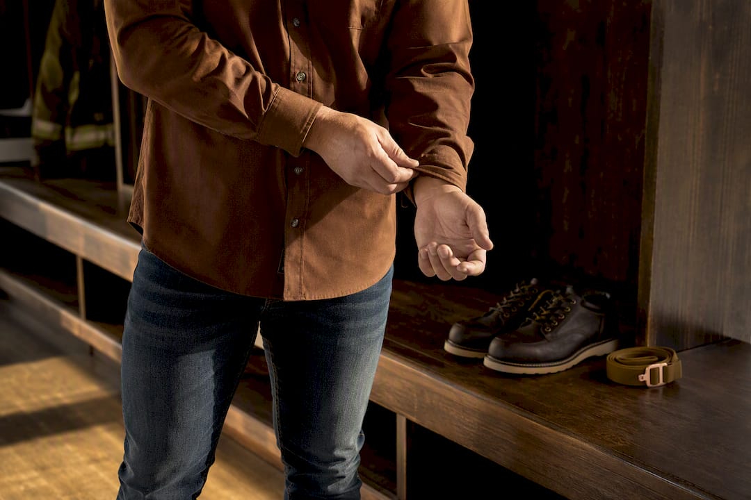 Cuffed sleeve with tapered jeans styling