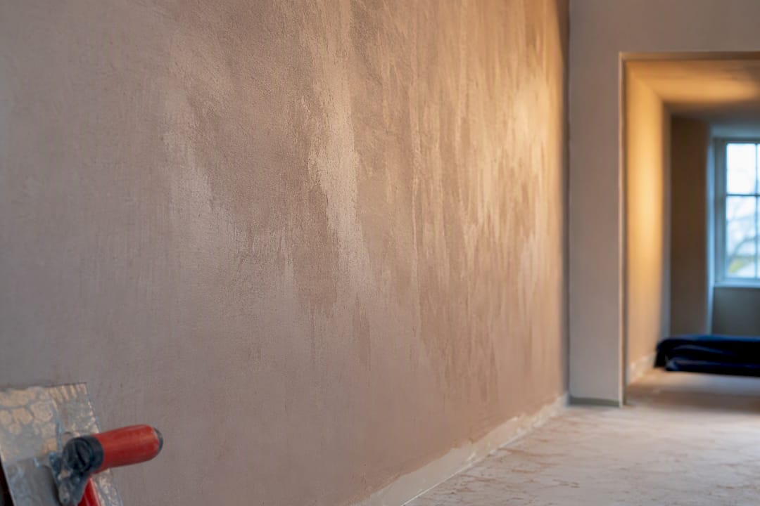 Avoid mould: UK homeowners' plaster drying time: 5–7 days for skims