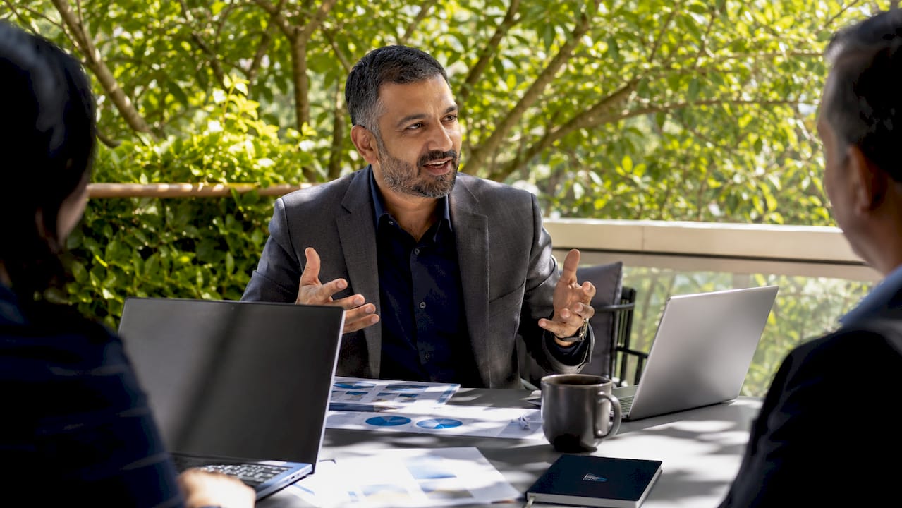 Educational IT solutions: a 2026 guide for schools - Re-solution School administrator discussing IT solutions