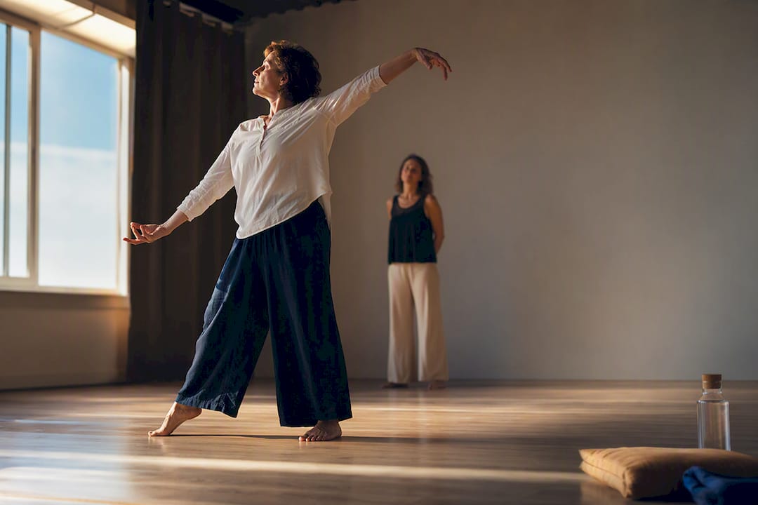 Participant en mouvement lors d'une séance thérapeutique