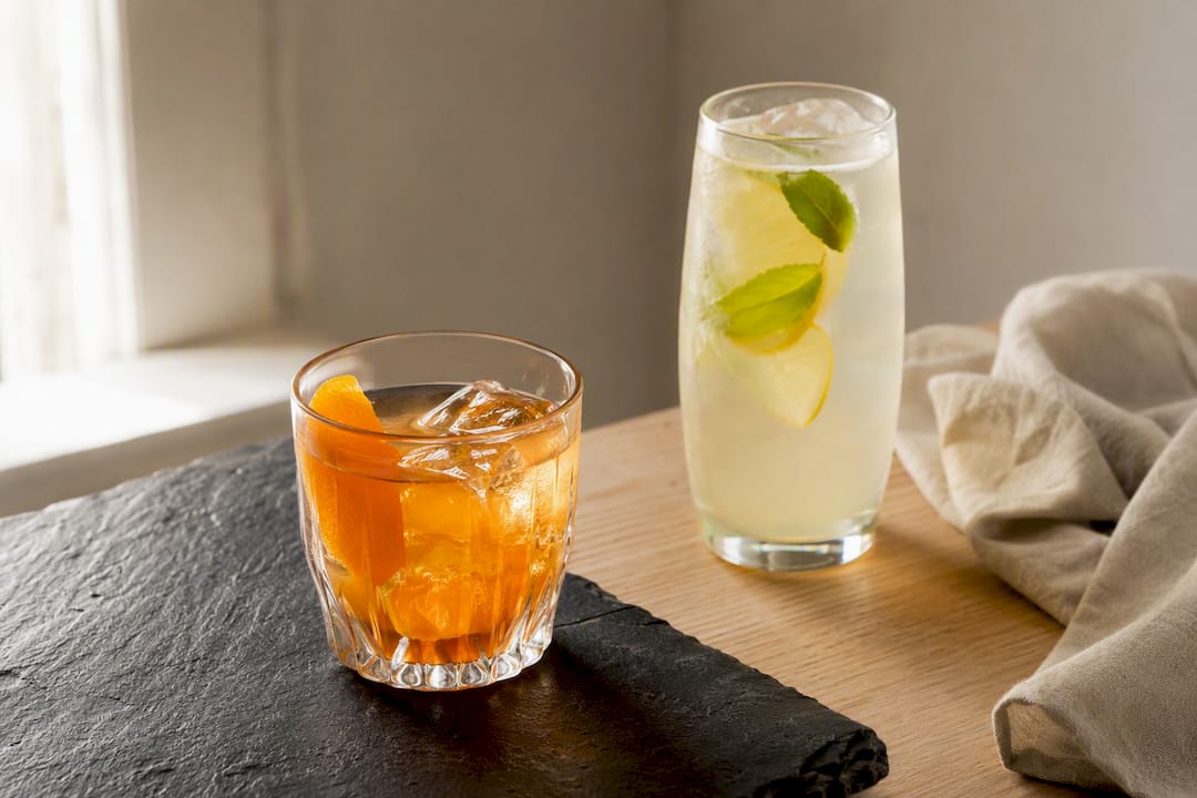Drinks paired with contrasting surfaces