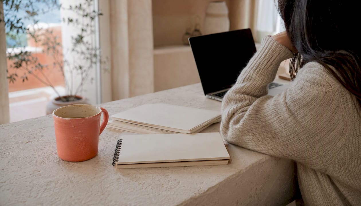 Warm social media content creation setting
