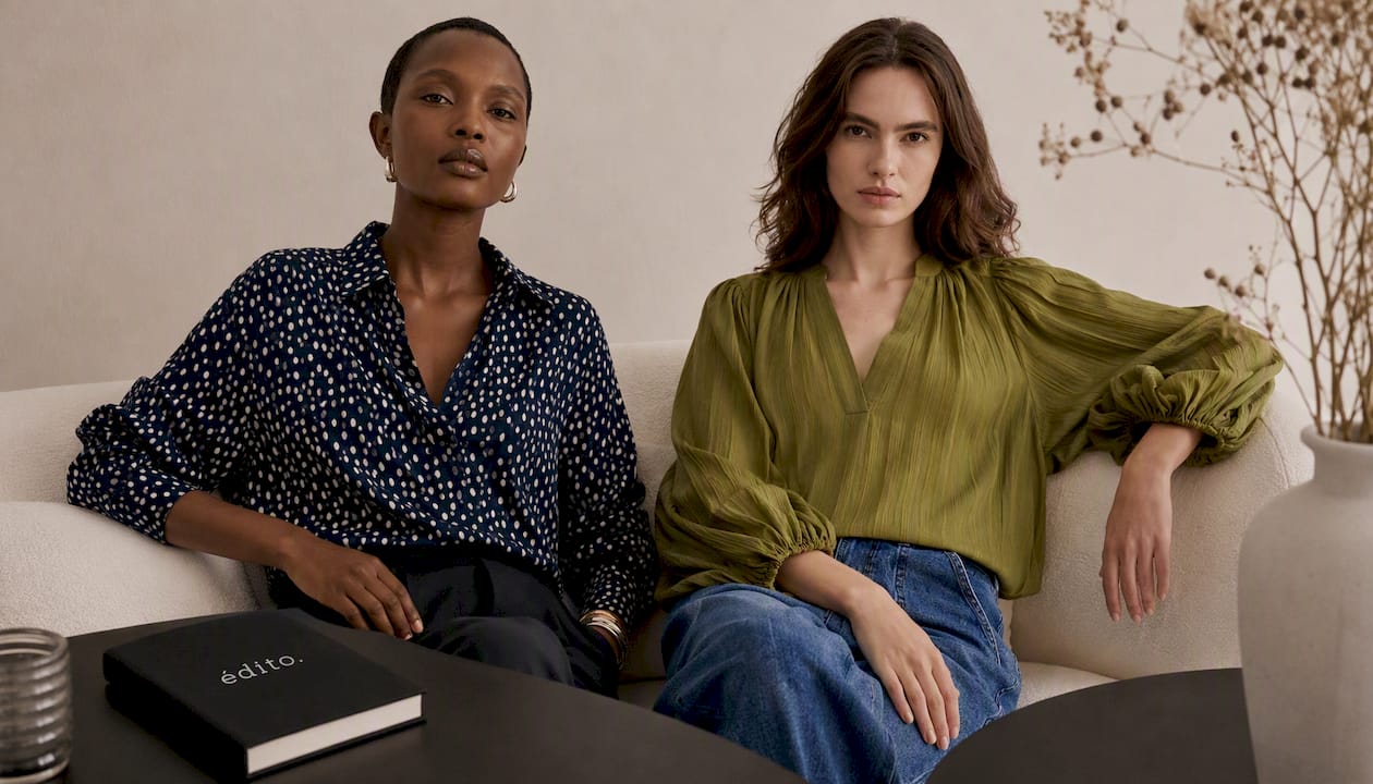 Chorus Blouse in Navy/White