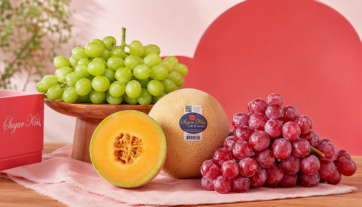 USA Sweet Globe Seedless Green Grapes
