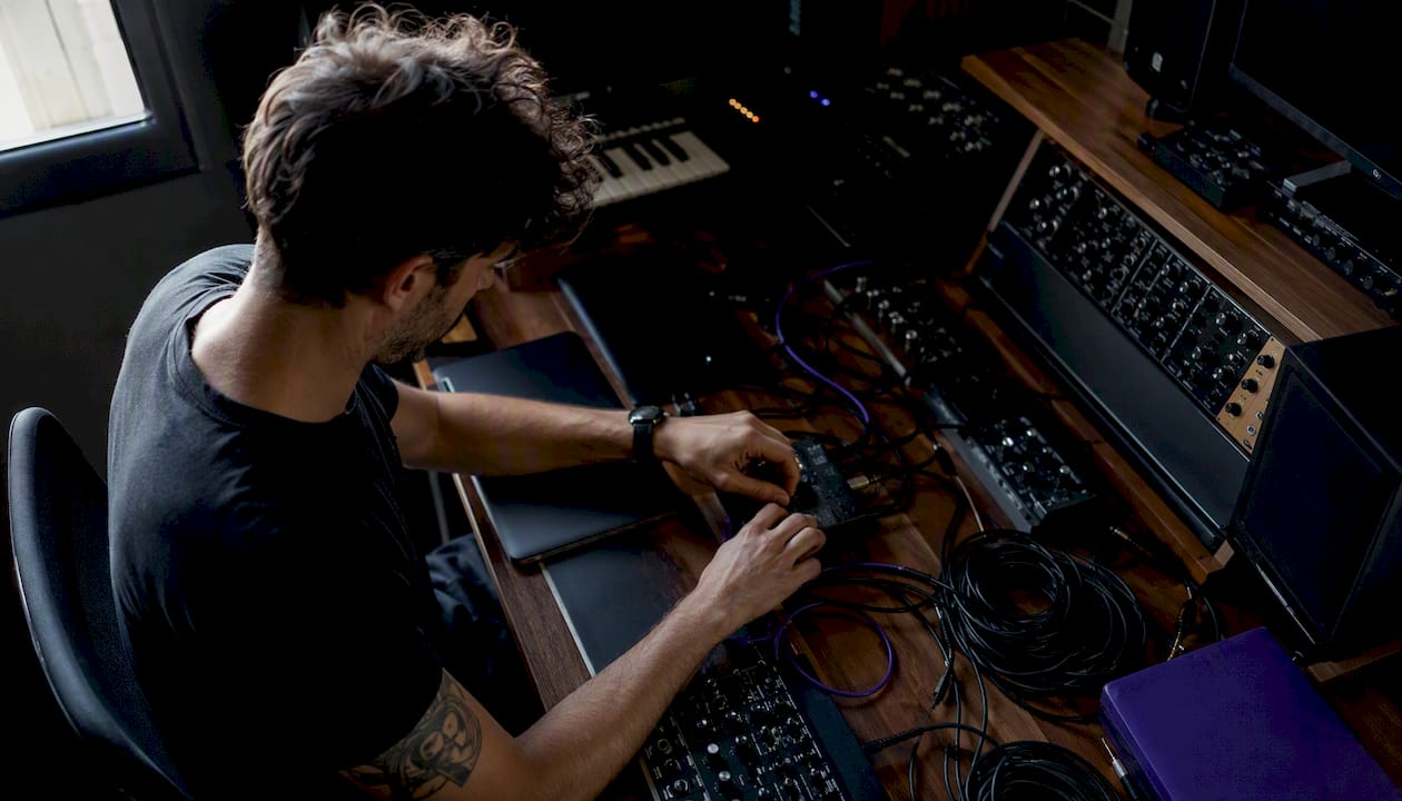 EPK for Musicians: Build a Pitch-Ready Kit Fast