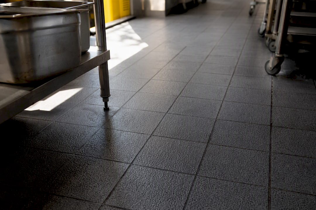 Quarry tile floor texture with epoxy grout