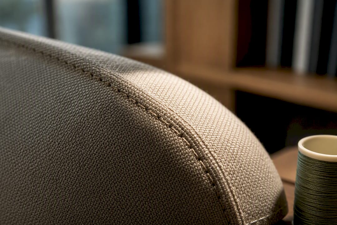 Upholstery Durability for Homeowners: Seams and Care Beat 100,000 Rubs
