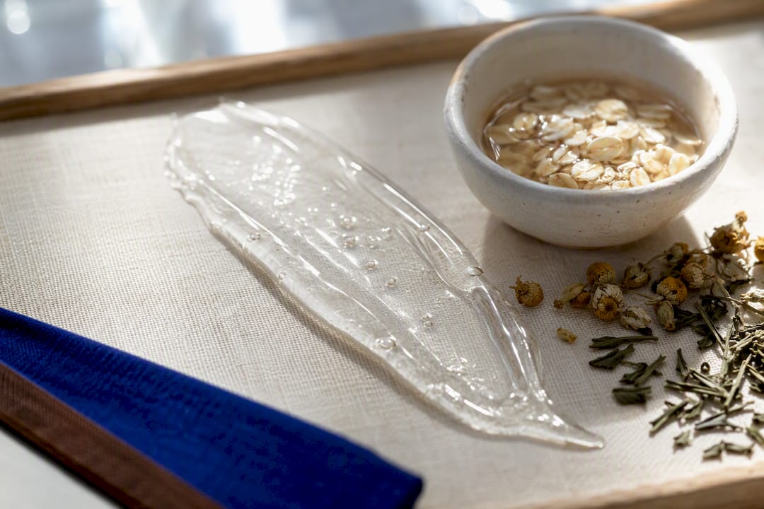 Cooling gel and botanical skincare ingredients