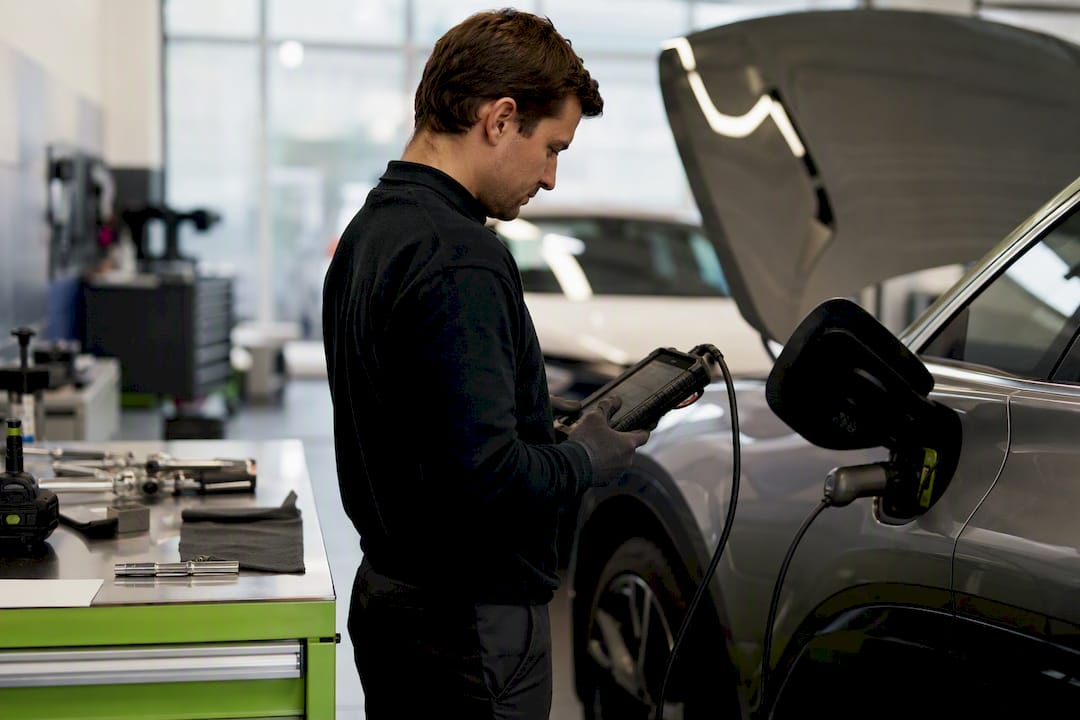 McLaren Maintenance Cost: What Owners Actually Pay
