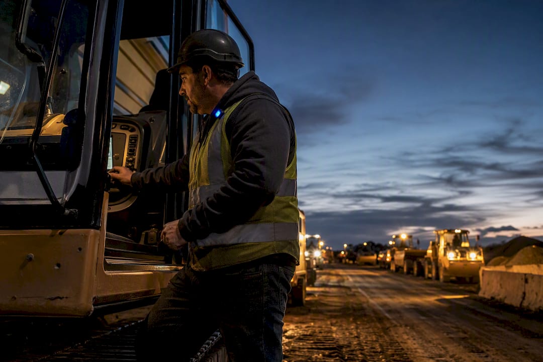 Measure True Idle, Cut Fuel Waste: Idle Tracking for Fleet Supervisors