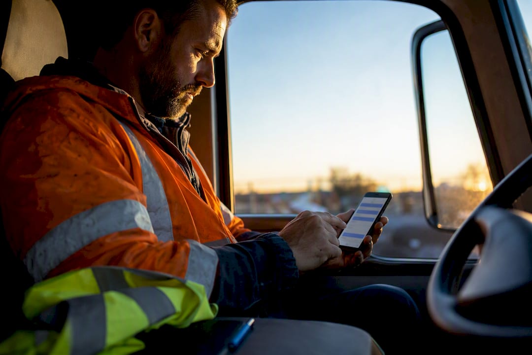 Midweek Chase Fixes Mobile Timesheet Approval Workflow for Supervisors