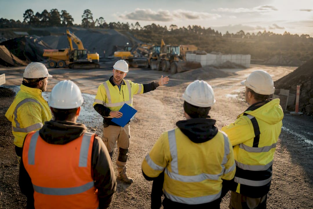 5–15 Minute Briefings: Pre start vs Toolbox Talk for Site Supervisors