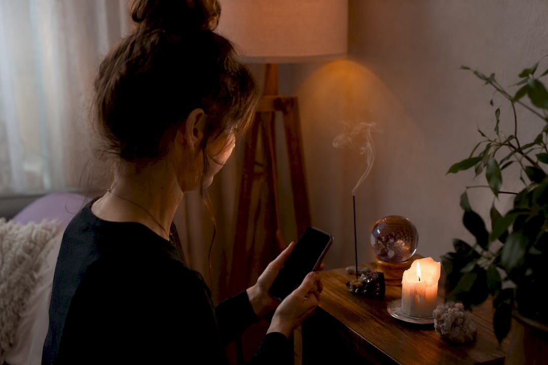 In 30 Minutes, Cleanse Your Aura by Phone