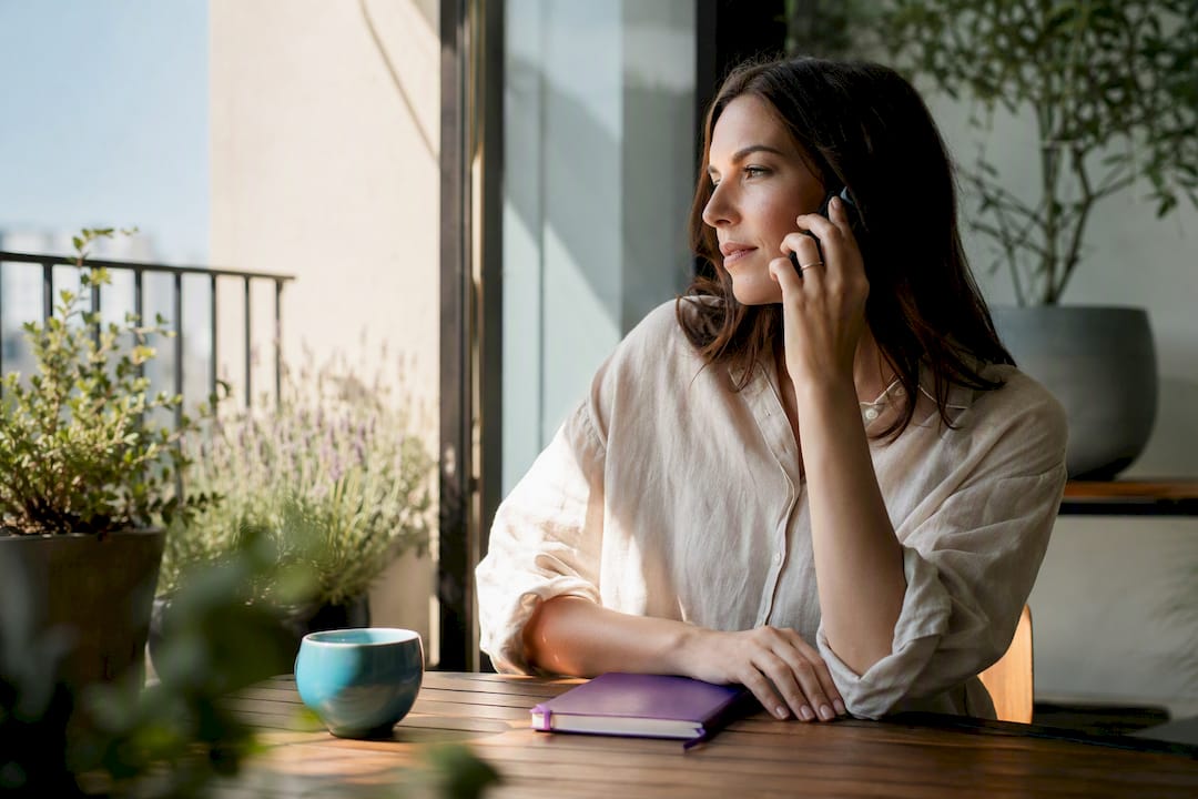 1–3 Questions That Get Real Answers From a Vetted Phone Psychic
