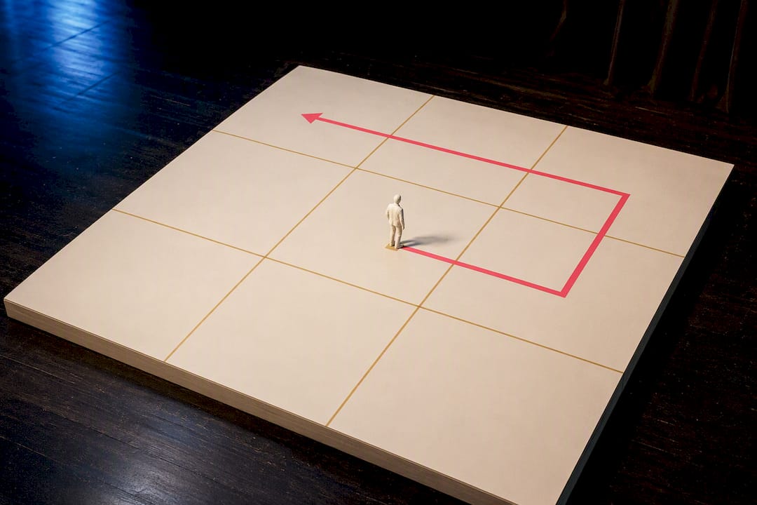 Nine-area stage grid with blocking path