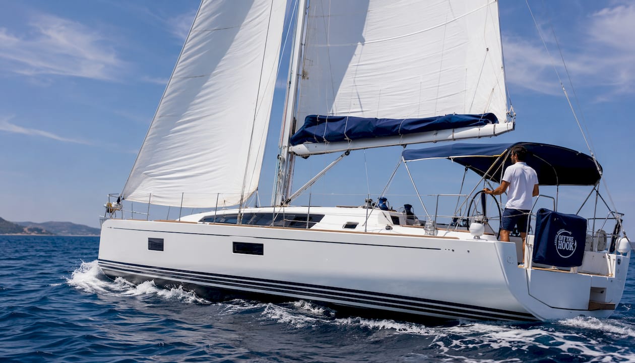 Yacht handling gusty northern winds near Halkidiki