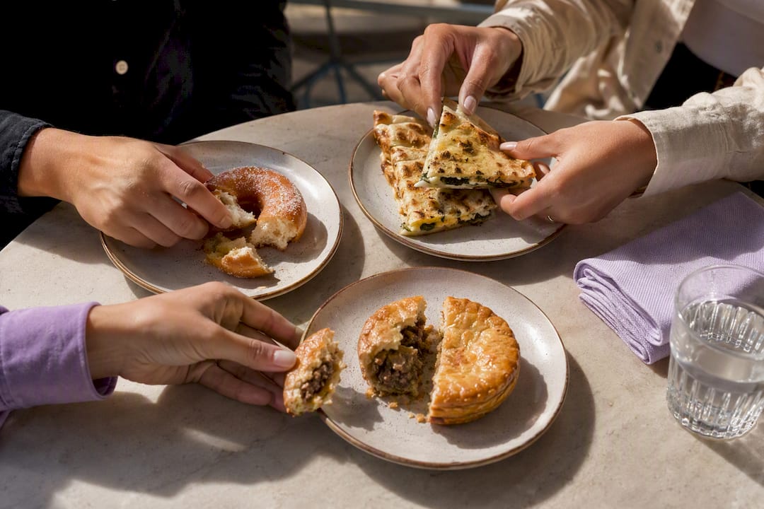Small doughnut gozleme and pie portions