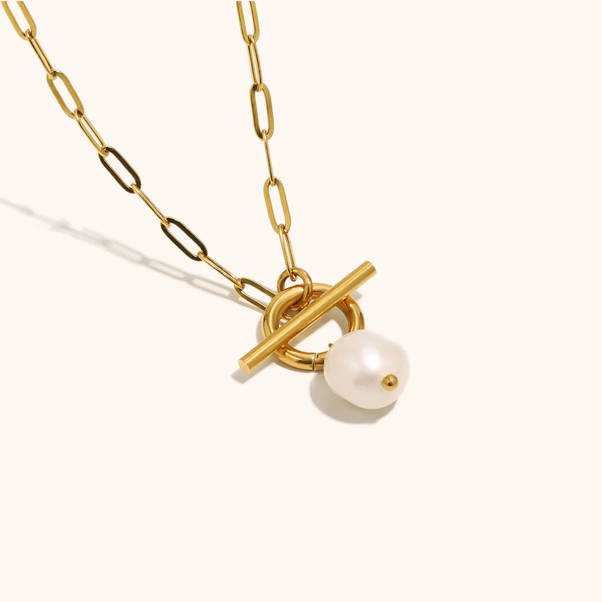 Baroque Freshwater Pearl Pendant Necklace