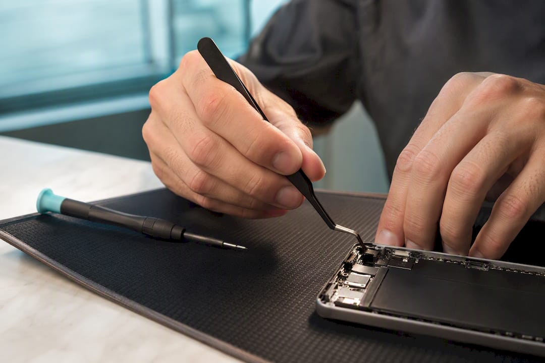 Fix Phone No Service: 5 Checks Under a Minute, 30–45 Minute Repairs