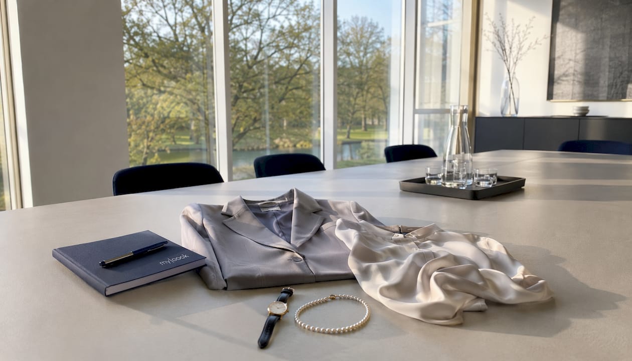 Zeitlose Business-Outfits und stilvolle Accessoires