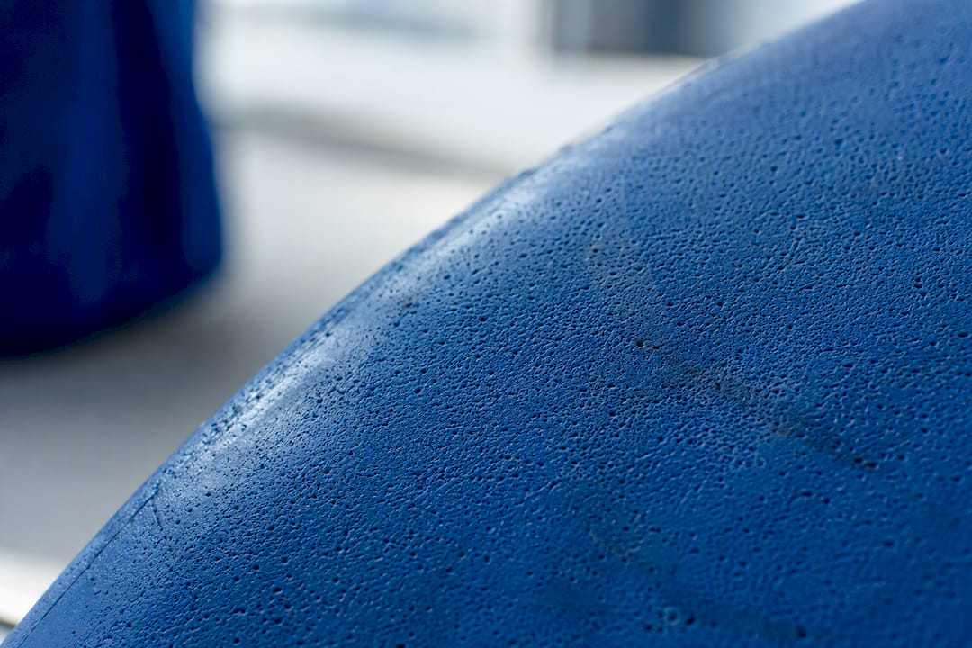 Nahaufnahme der Oberfläche einer PVC-Sportmatte
