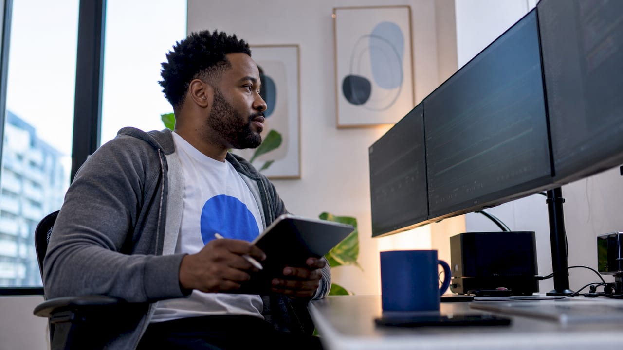 Man monitoring live streaming encoder stats