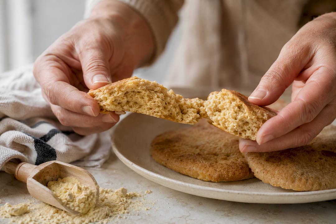 Soft crumb revealed in einkorn flatbread
