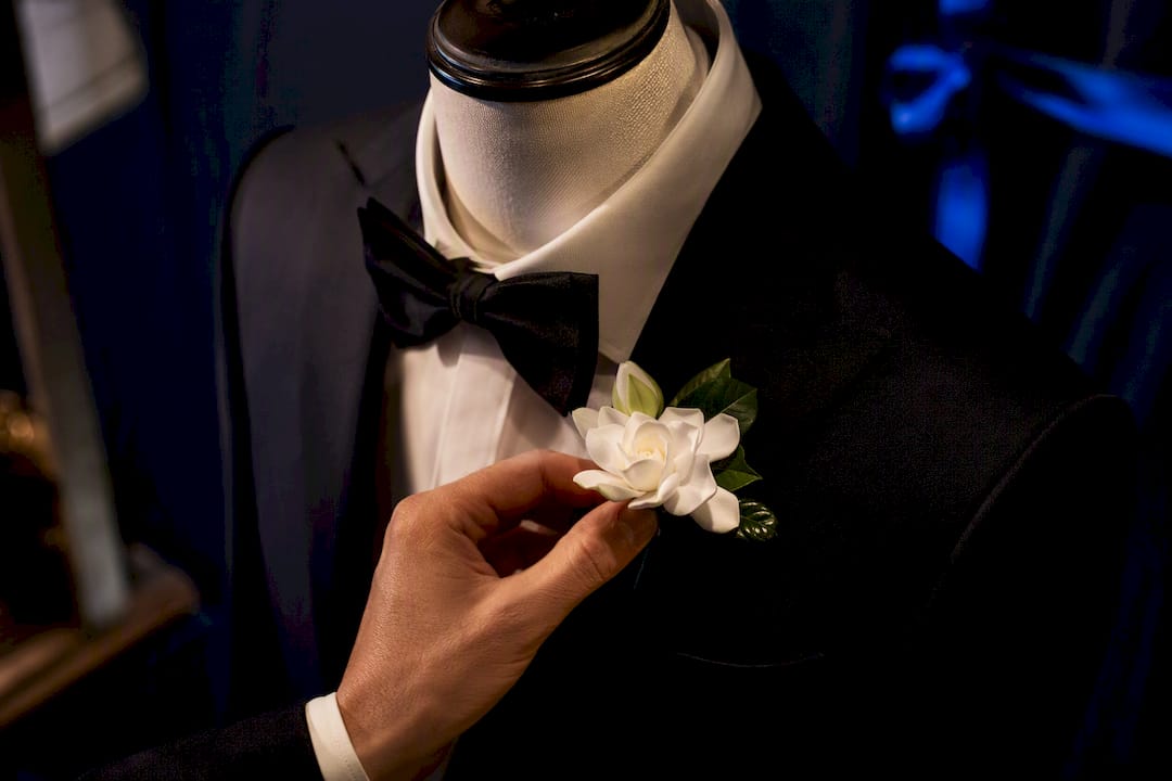 Ramillete de gardenia para solapa formal