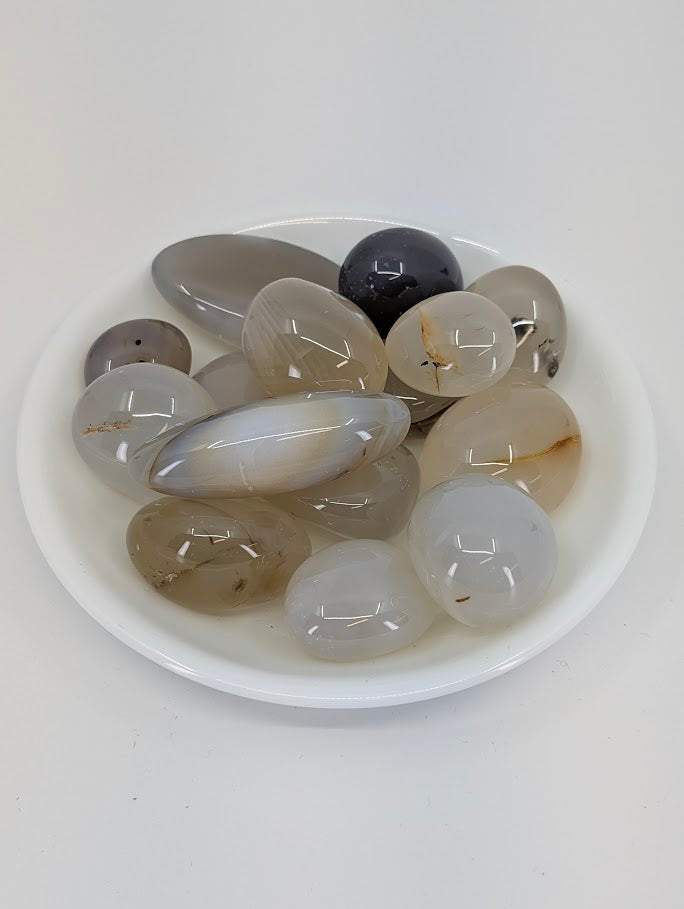 Agate Tumbled Stone — A Grade