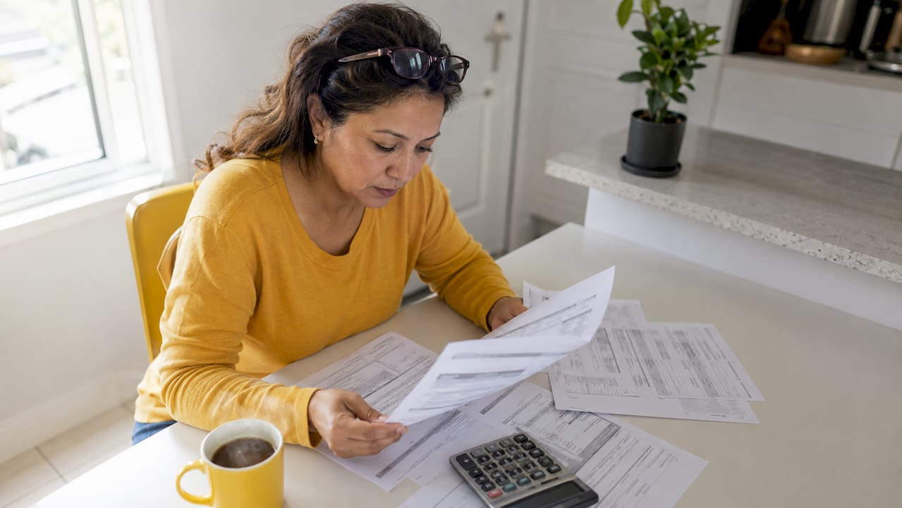Unpaid Wages in Huntington Beach: Recover What You're Owed | Optimum Employment Lawyers