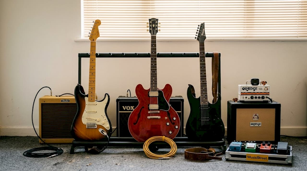 Guitar setup showing tone variety