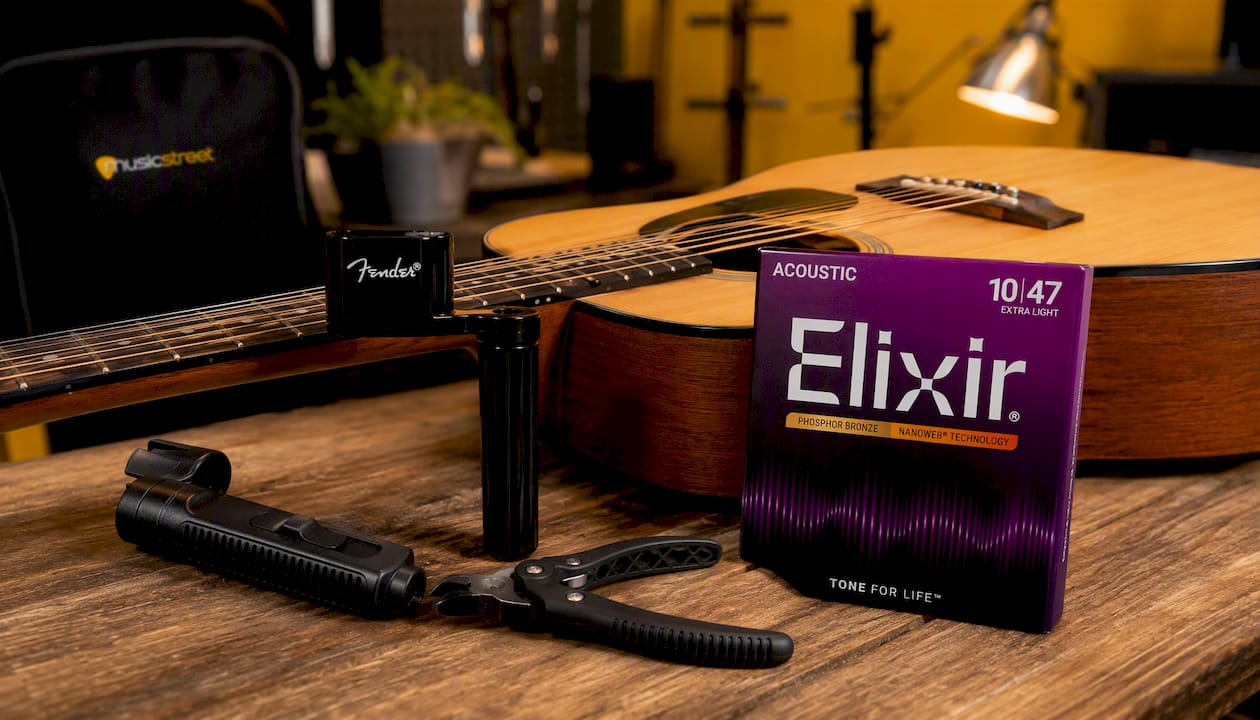 Fender String Winder for Quick and Easy String Changes